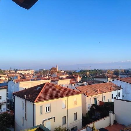 Attico A 2 Passi Dalla Stazione E Centro Storico Ravenna Buitenkant foto